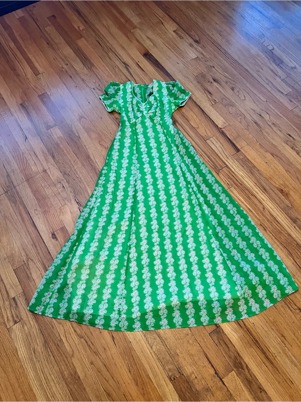 Vintage Green Floral Maxi Dress